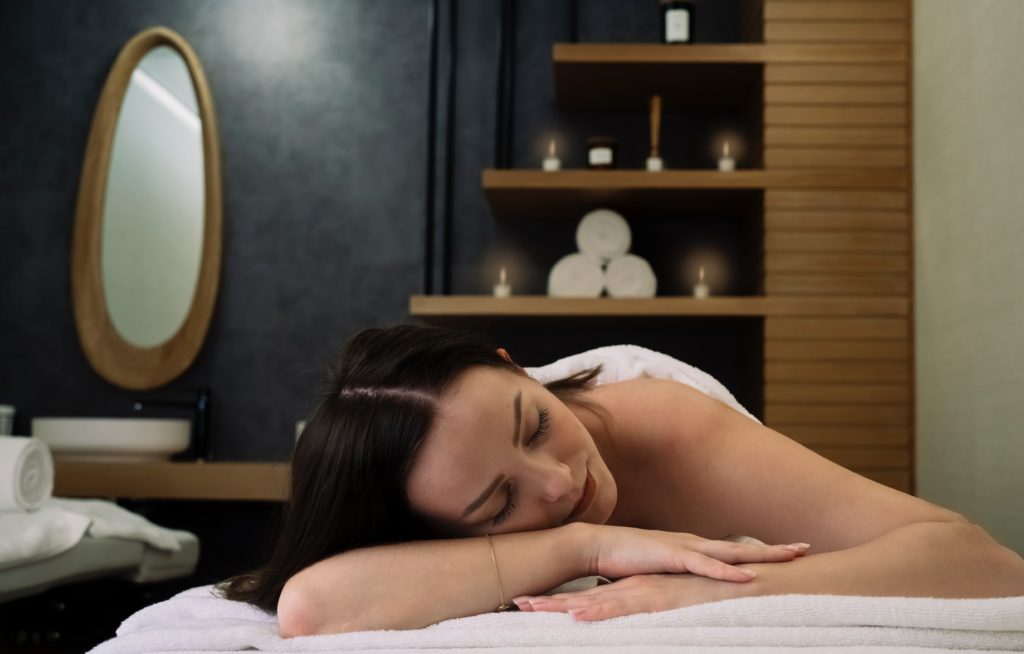 Massothérapie - Massage suédois - Massage détente - Massage thérapeutique - Massage sportif - Massage femme enceinte - Massage sur chaise - Massage ventouses - Drainage lymphatique - Saint-Georges de Beauce